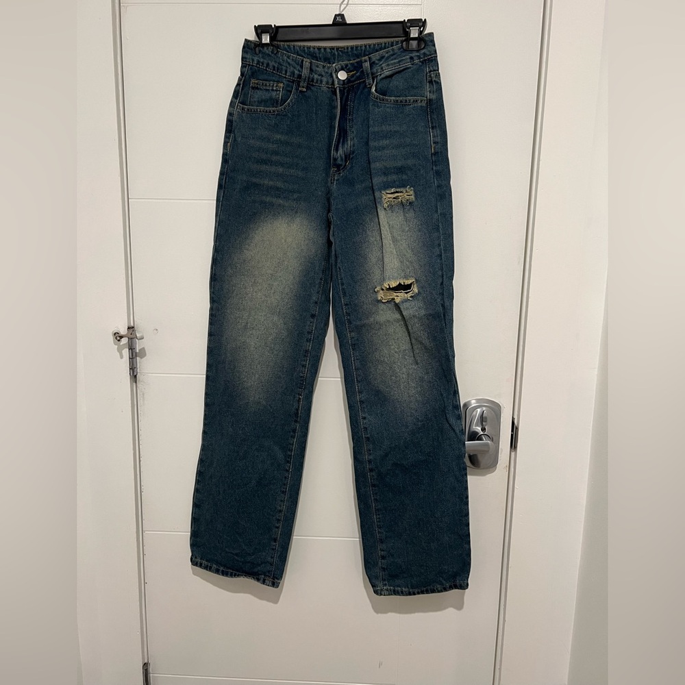 Washed Dark Blue Wide-Leg Distressed Women’s Jeans - Picture 3 of 4